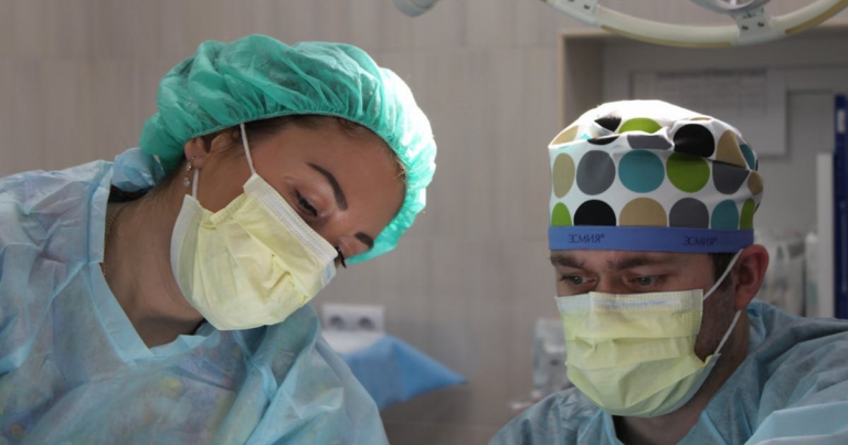 Fistulotomy